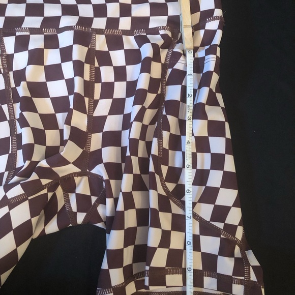 045 - WILOS Checkered Shorts - Picture 9 of 15